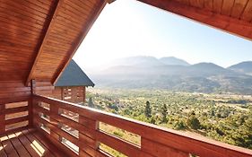 Pasithea Mountain Chalet